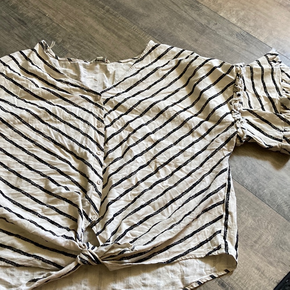 Size 1X umgree shirt